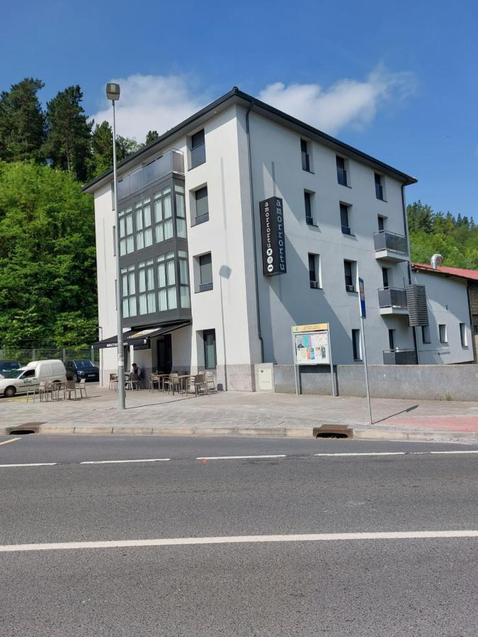 Pension Amorrortu Lemona Arraibi Eksteriør billede